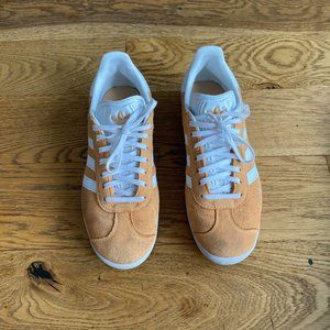 Adidas Original Gazelle Suede Peach